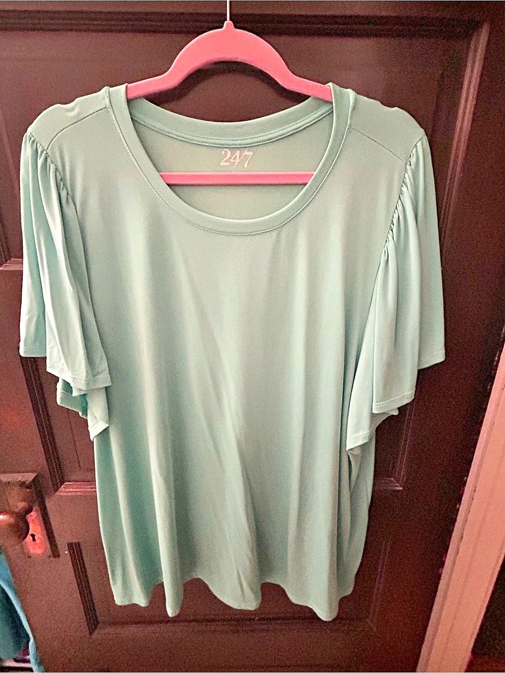 24/7 Comfort Apparel by Maurice’s  top Short Sleeve in Green Like New